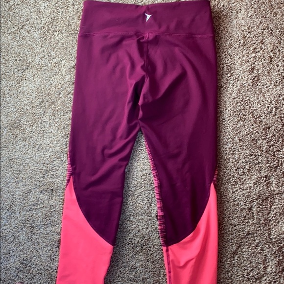 Old navy active legging - Picture 3 of 3